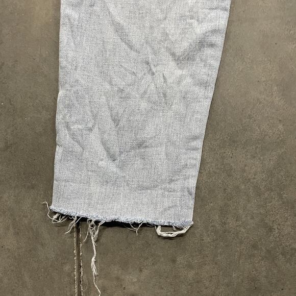 GAP Jeans Womens 4/27 Light Wash Girlfriend Raw Hem Distressed Denim Stretch - Picture 10 of 10